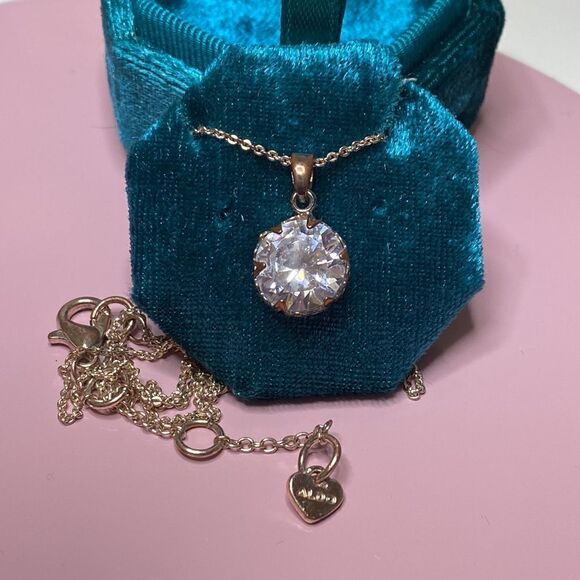 💛 Aldo Rose Gold Tone Crystal Necklace - Picture 2 of 3